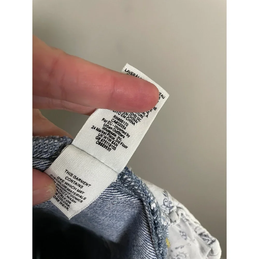 Free‎ People We The Free Distressed Cutoff Denim Short Size 29